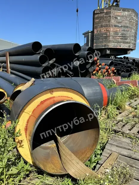 Труба ППУ большого диаметра, торец со слоем изоляции